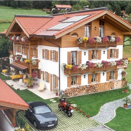 Beim Hausbacher *