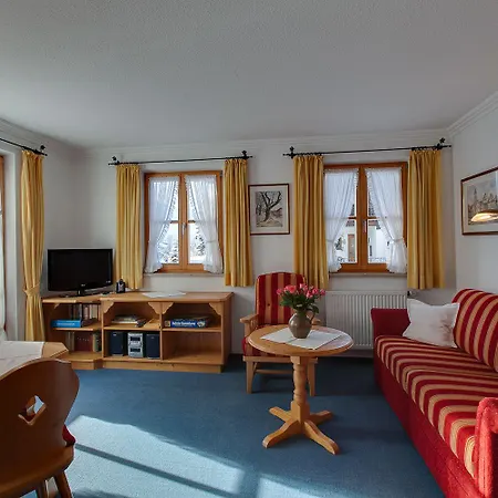Apartament Beim Hausbacher *